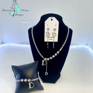 Necklace Set